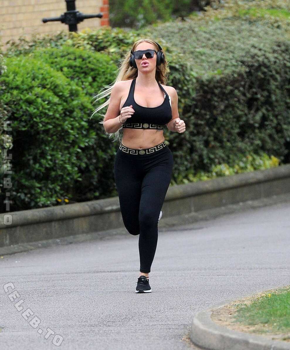 Aisleyne Horgan-Wallace legs
