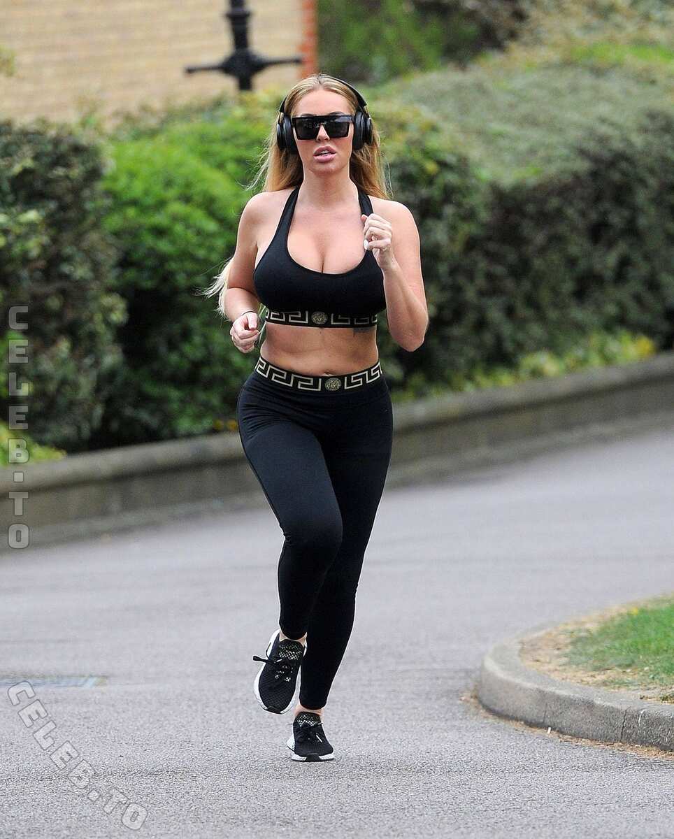Aisleyne Horgan-Wallace legs