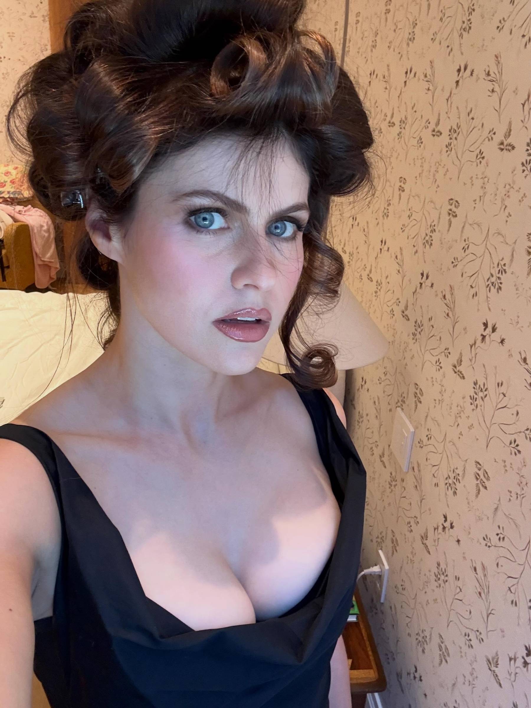 Alexandra-daddario / alexandradaddario Nude Leaks OnlyFans  - Leaked Models