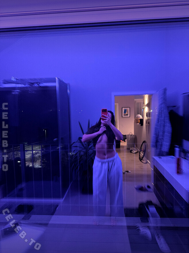 Alexandra Ianculescu Nude & Sexy OnlyFans (6 Photos)