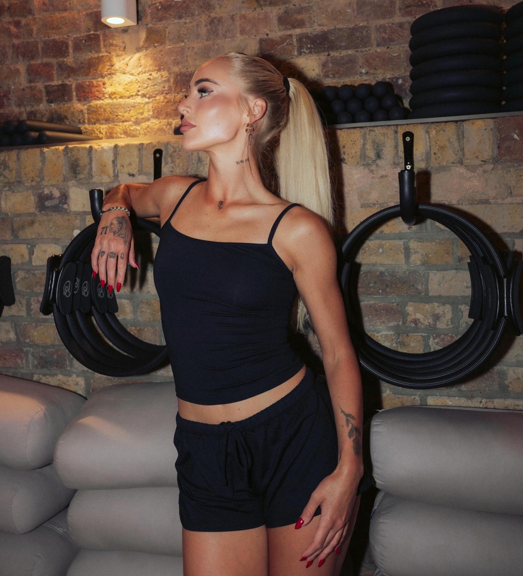 Alisha Lehmann Sexy OnlyFans (8 New Photos)