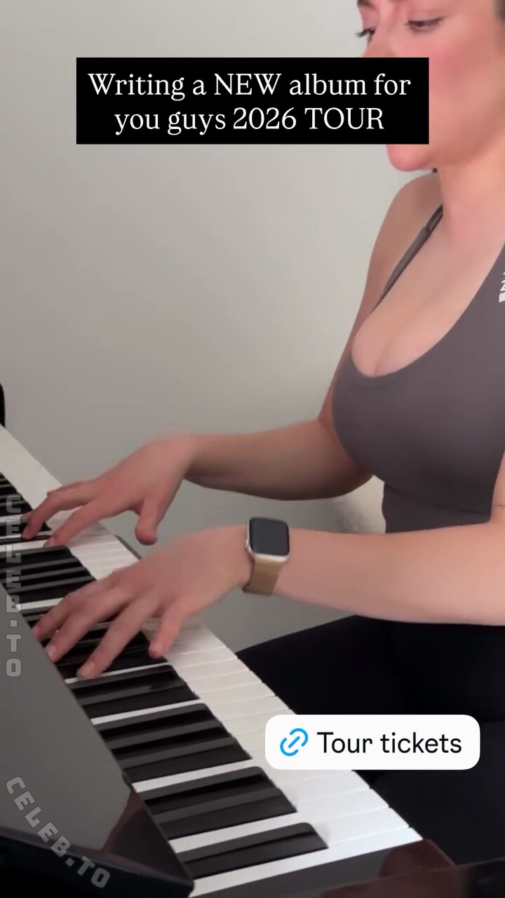 Allie Sherlock / alliesherlock Nude Leaks OnlyFans  - Leaked Models