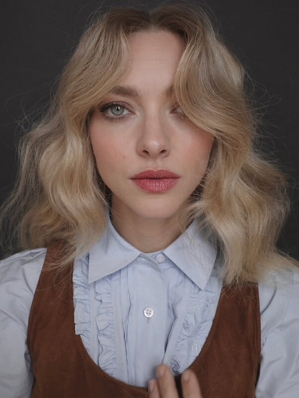 Amanda Seyfried boobs
