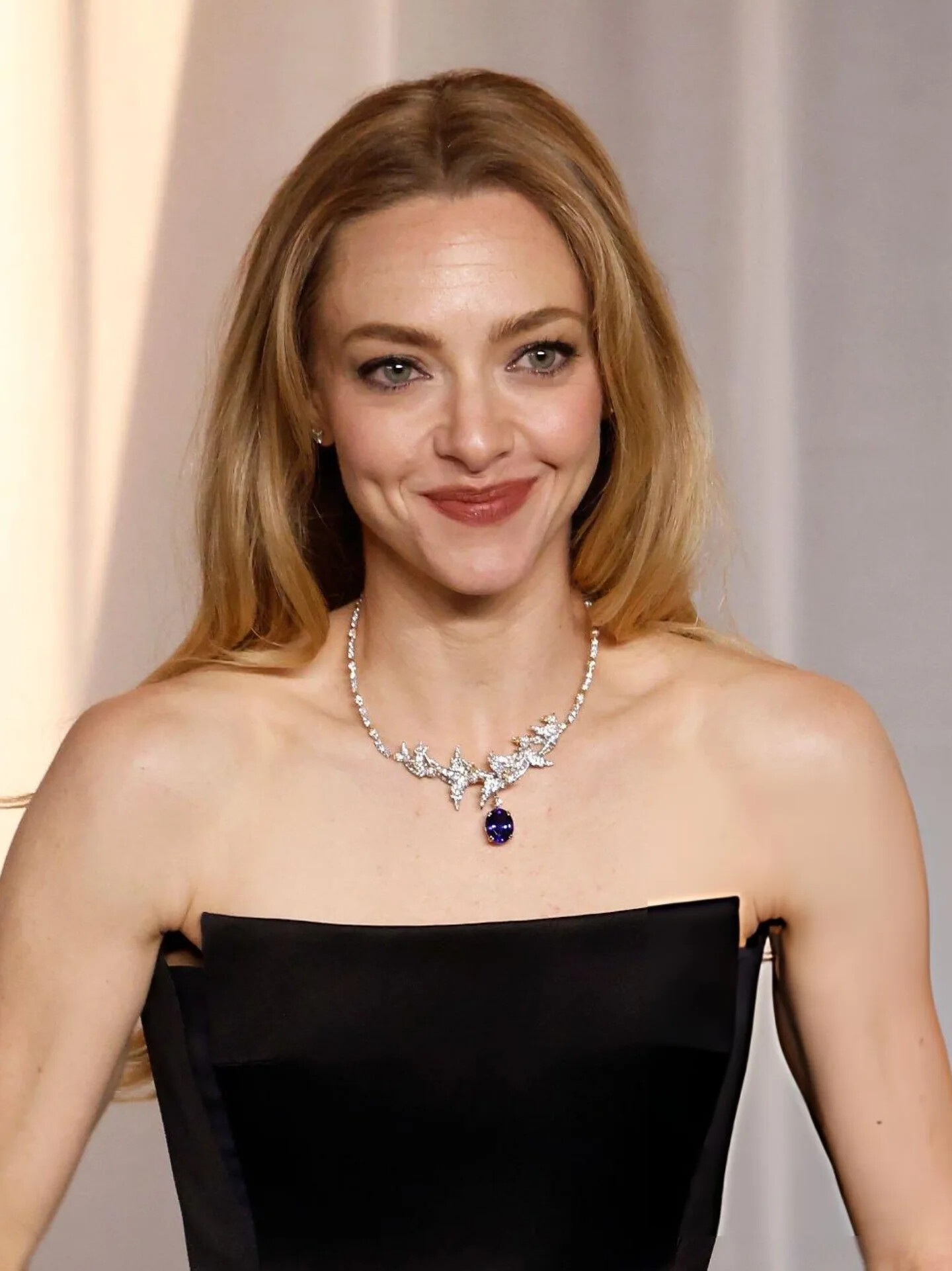 Amanda Seyfried butts