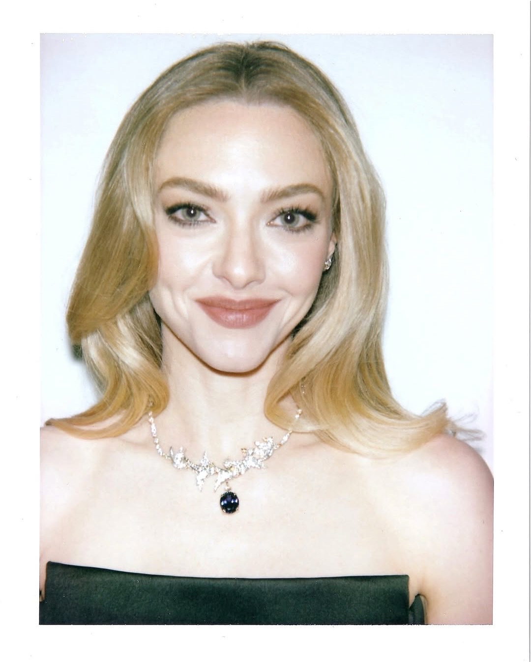Amanda Seyfried butts