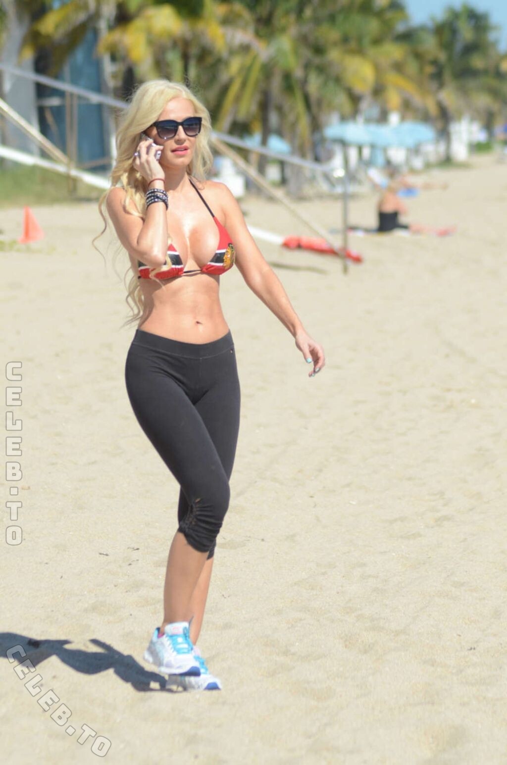 Ana Braga legs