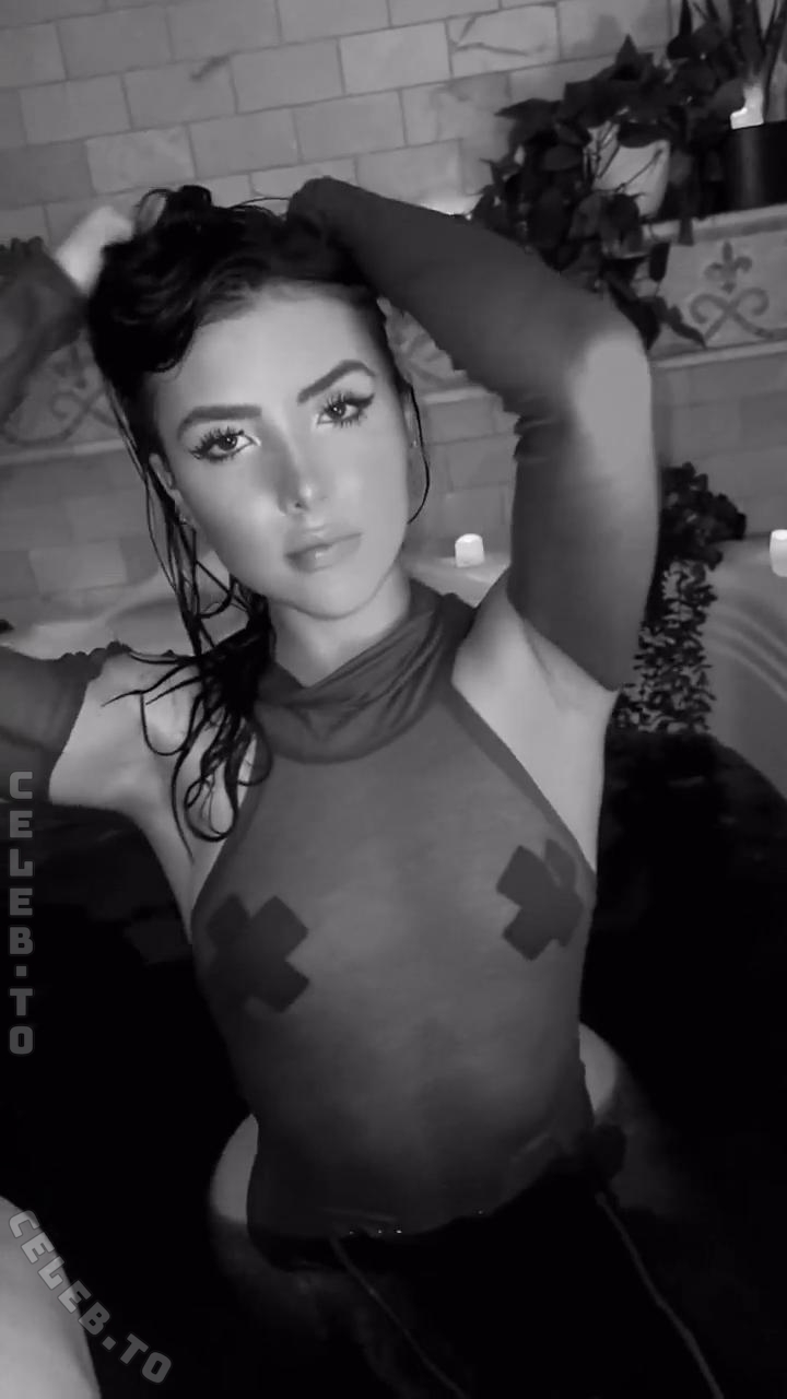 Andrea Botez Sexy Stockings Lingerie Set Leaked - Influencers GoneWild