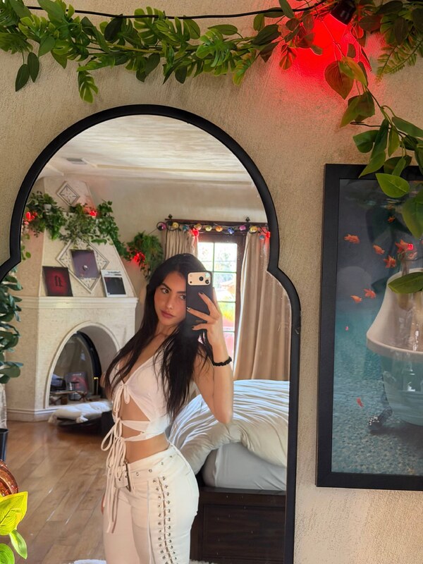Andrea Botez Hot Mini Shorts Corset Set Leaked - Influencers GoneWild