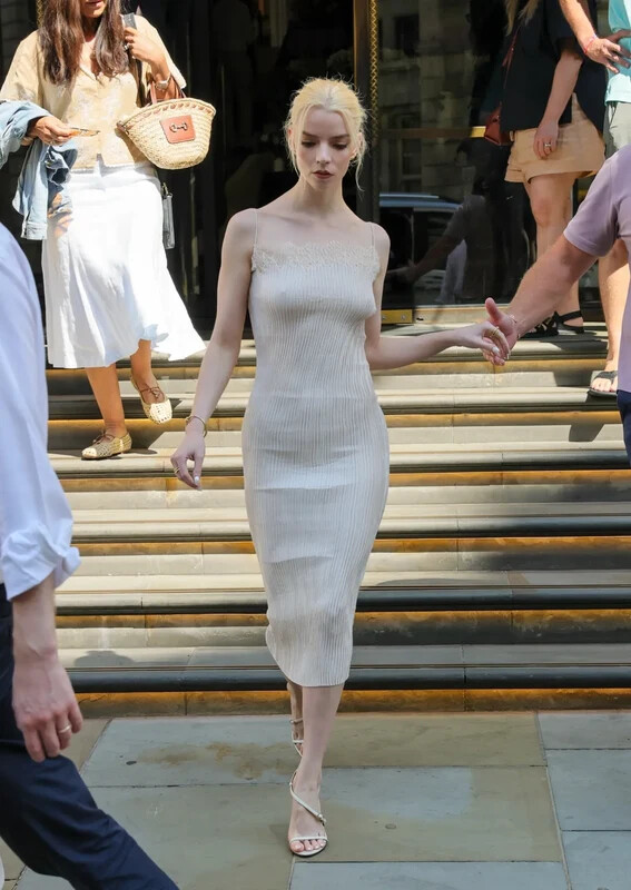 Anya Taylor Joy Instagram Leaks (56 Photos) - NudoStar