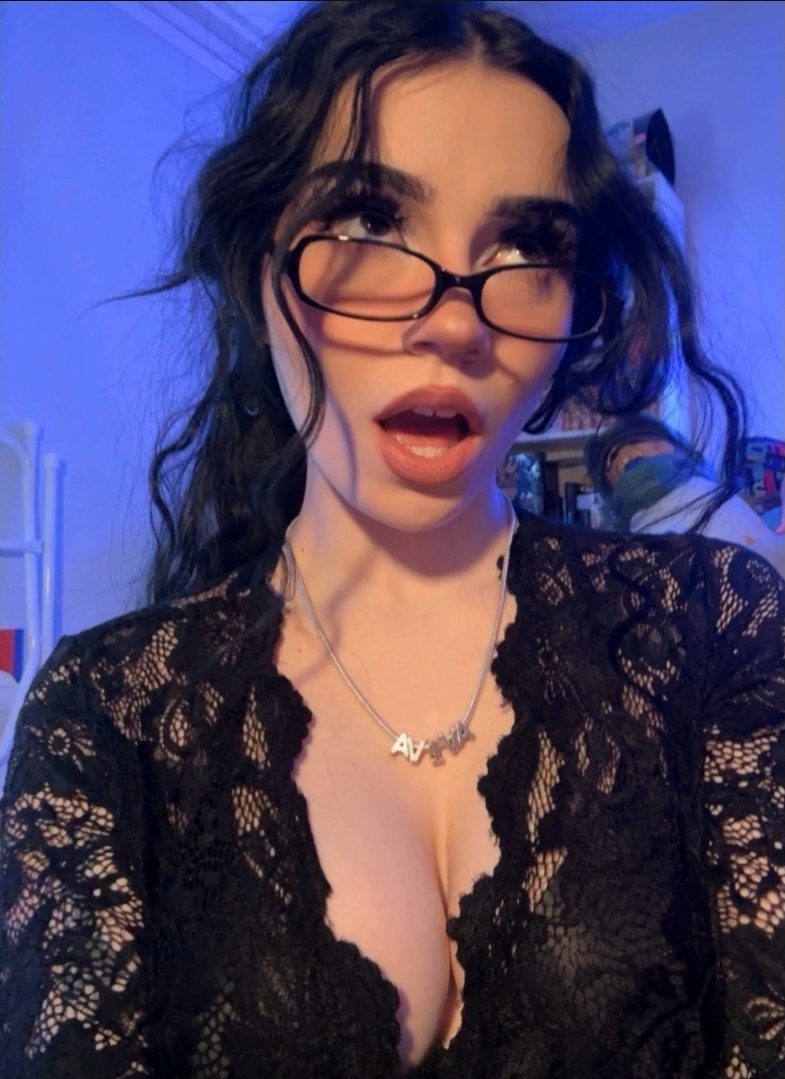 Oxythoughtin / avivasofia Nude Leaks OnlyFans  - Leaked Models