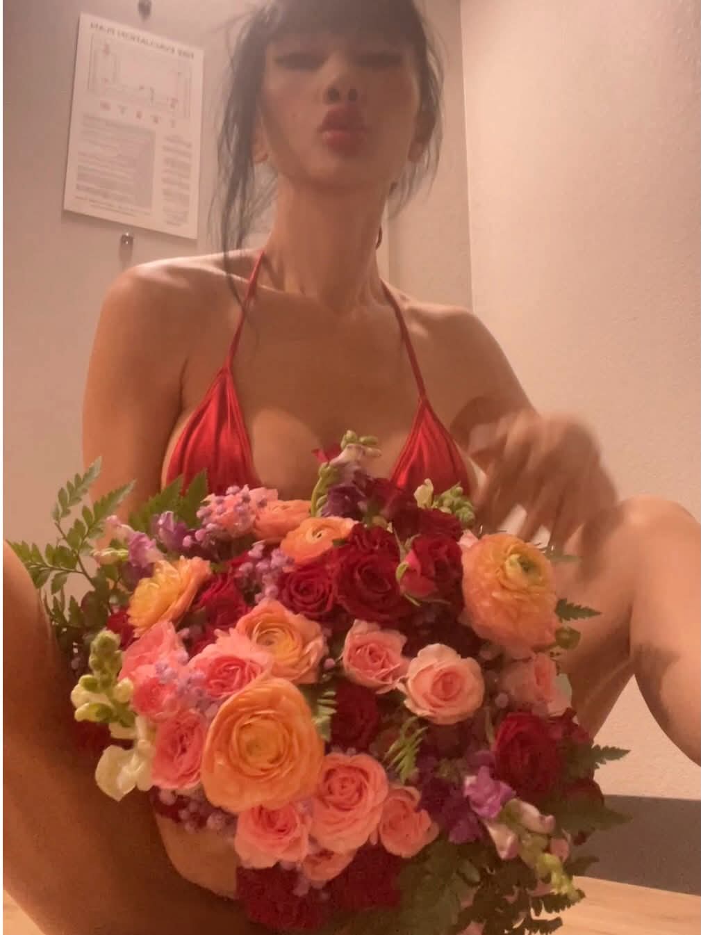 Bai Ling hands