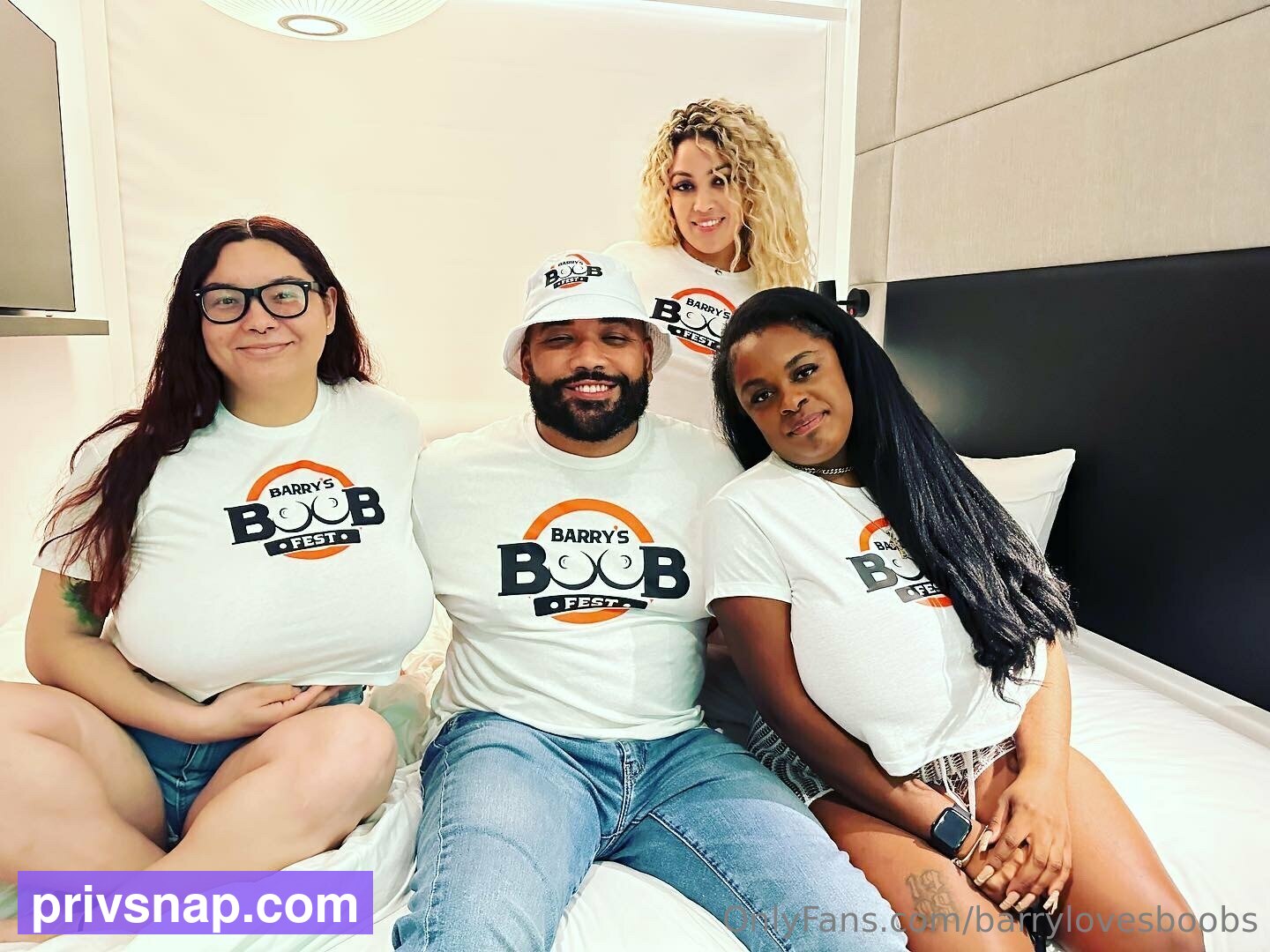 Barrylovesboobs / brbusby Nude Leaks OnlyFans  - Leaked Models