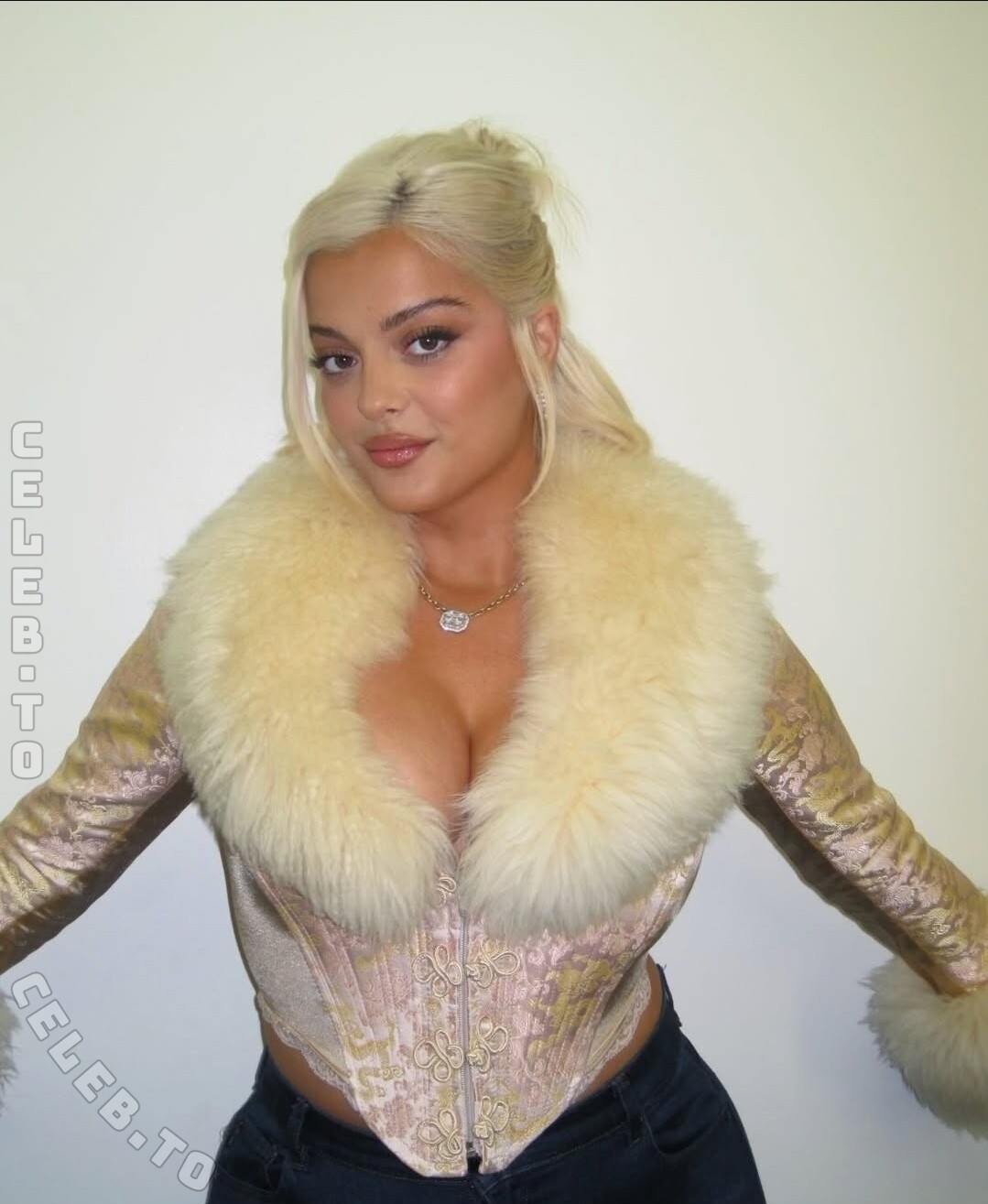 Bebe Rexha butts