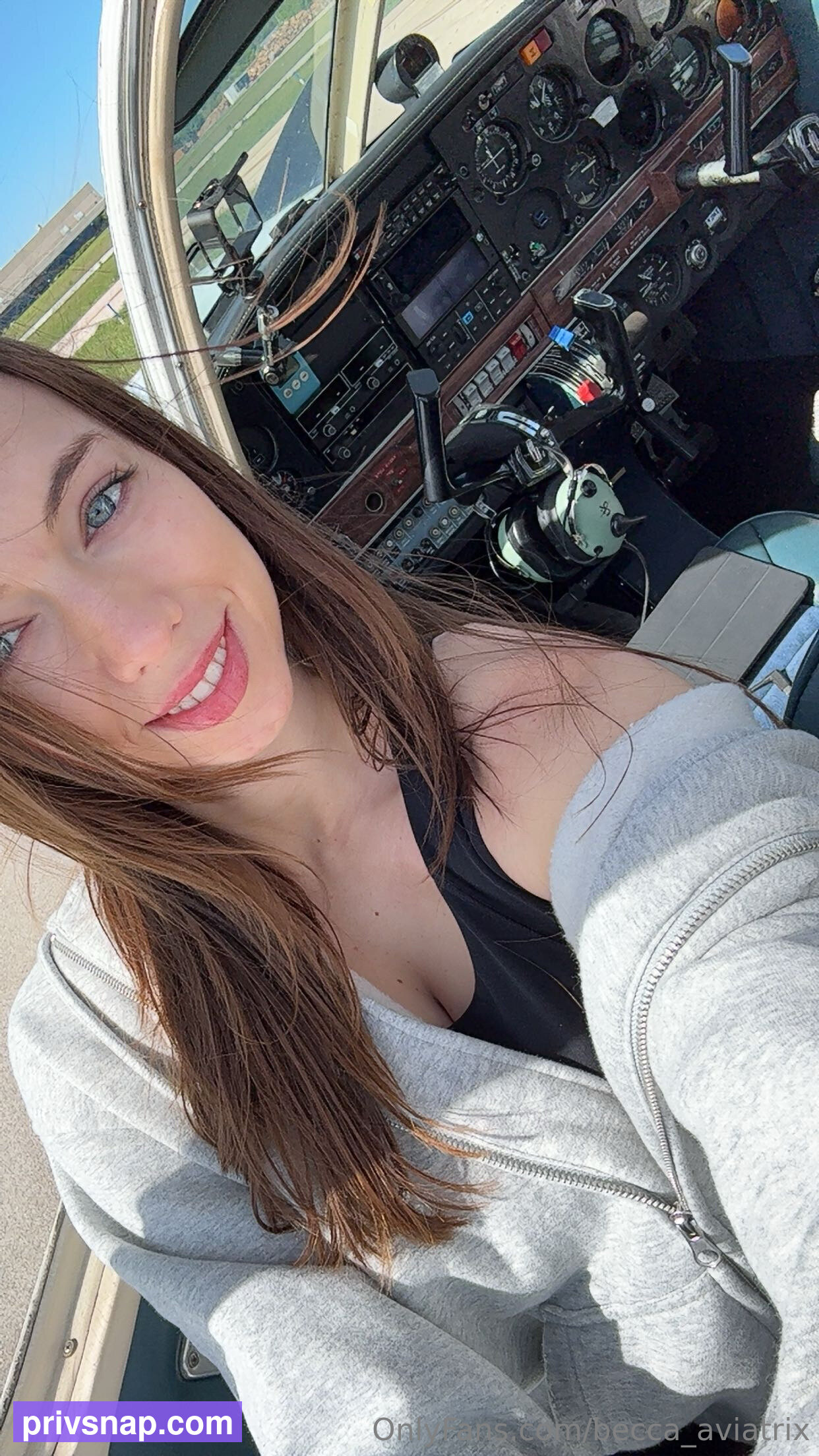 becca_aviatrix / imbeccad Nude Leaks OnlyFans  - Leaked Models