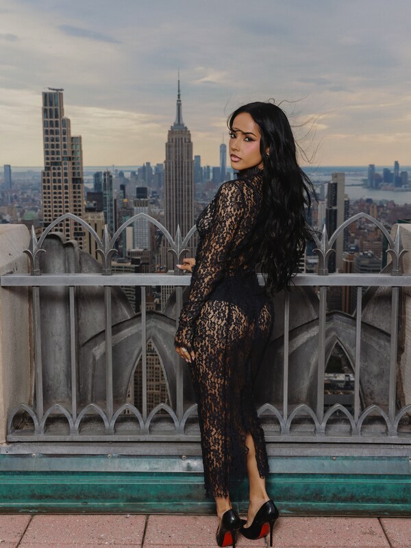 Becky G nude leaked photos