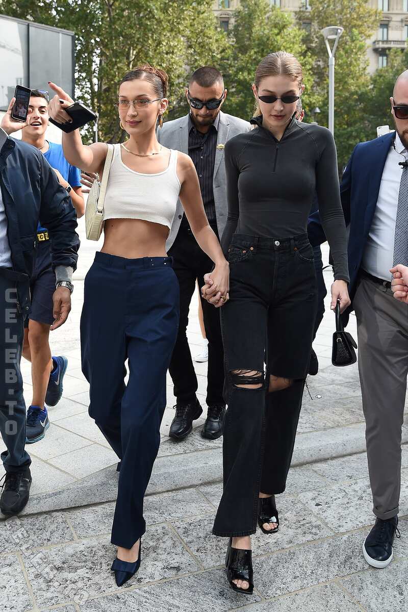 Bella Hadid hands