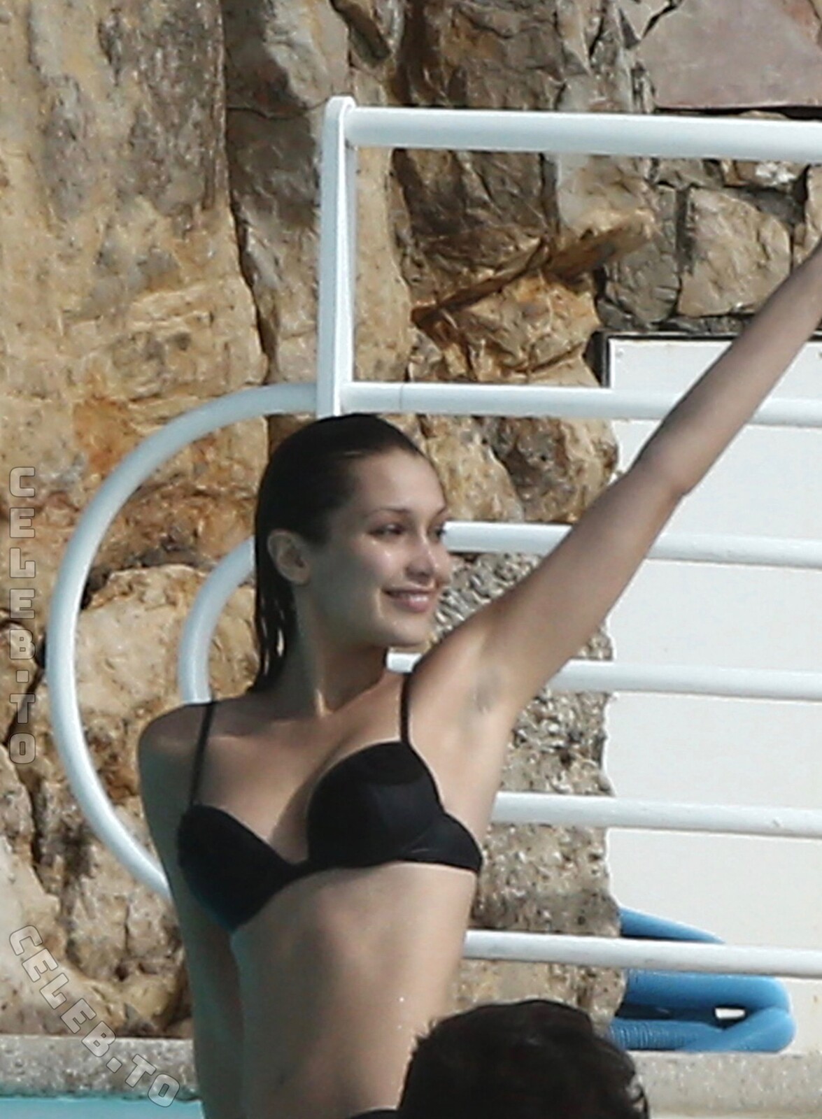 Bella Hadid hands