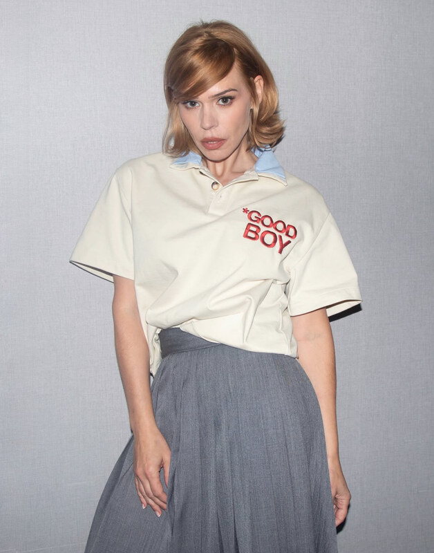 Billie Piper legs