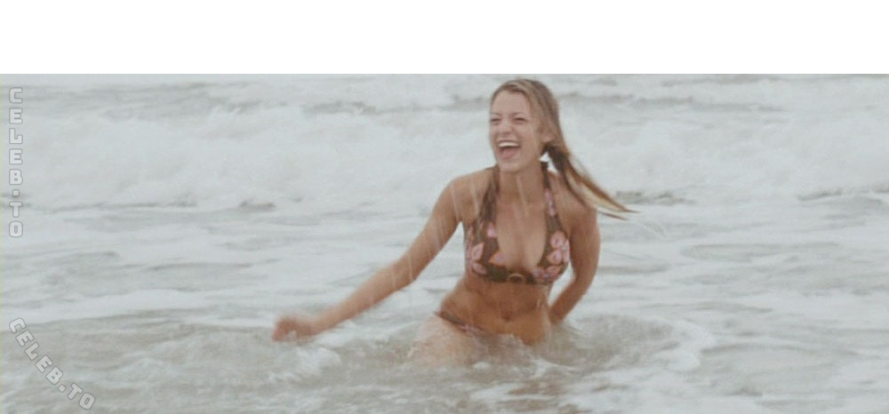 Blake Lively hands