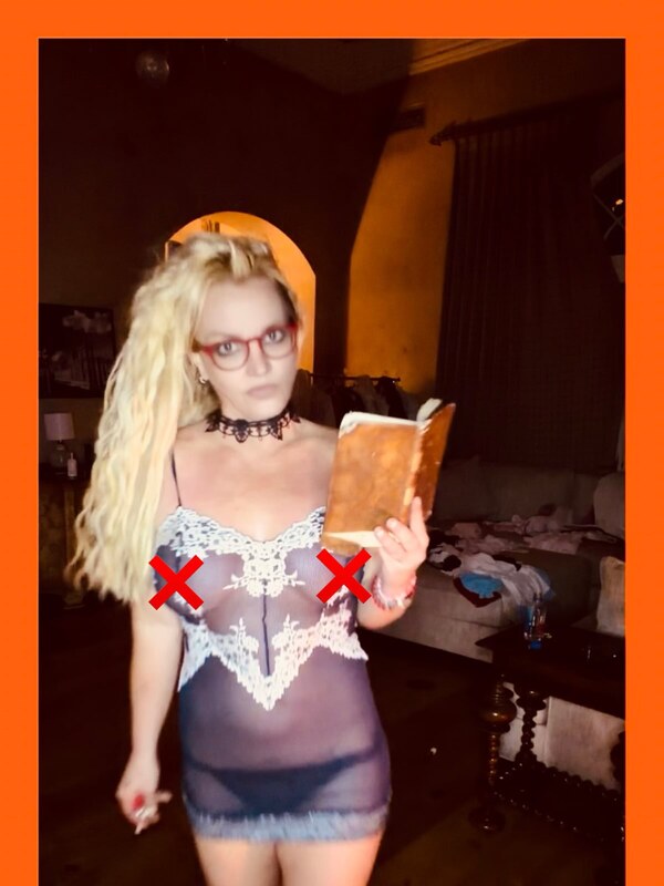Britney Spears hands