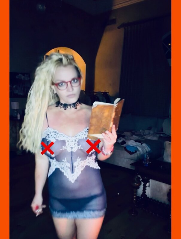 Britney Spears hands