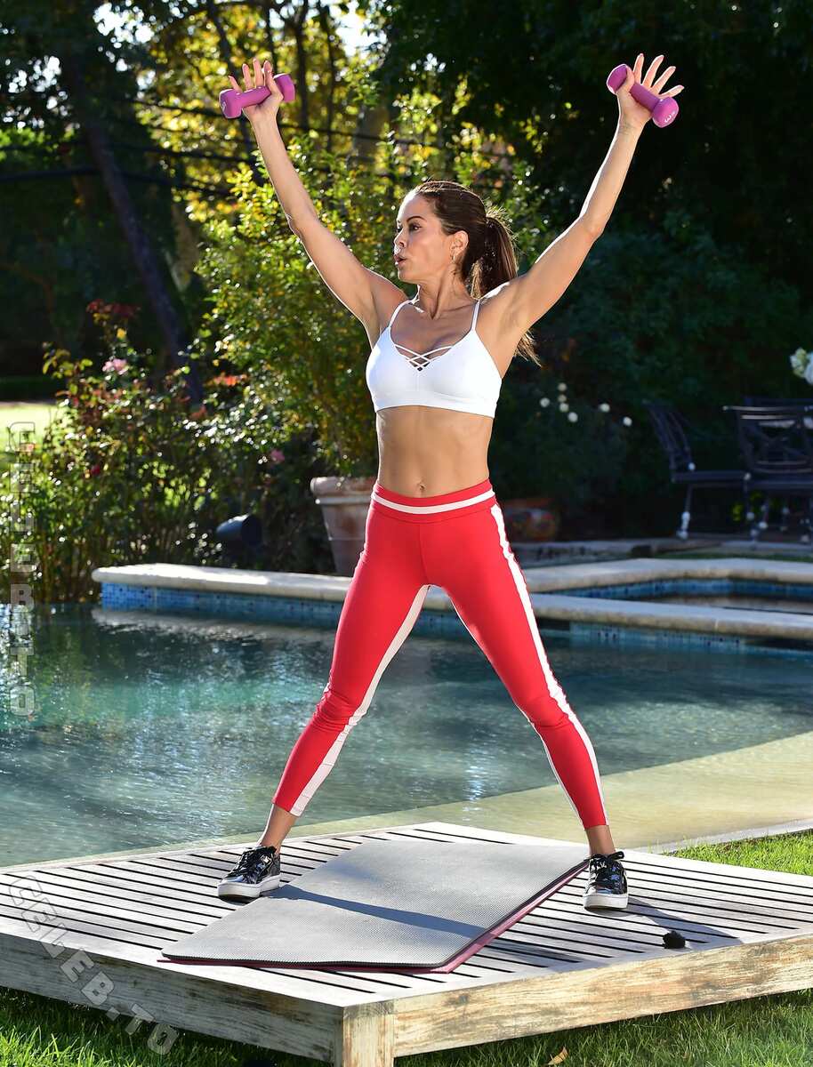 Brooke Burke hands