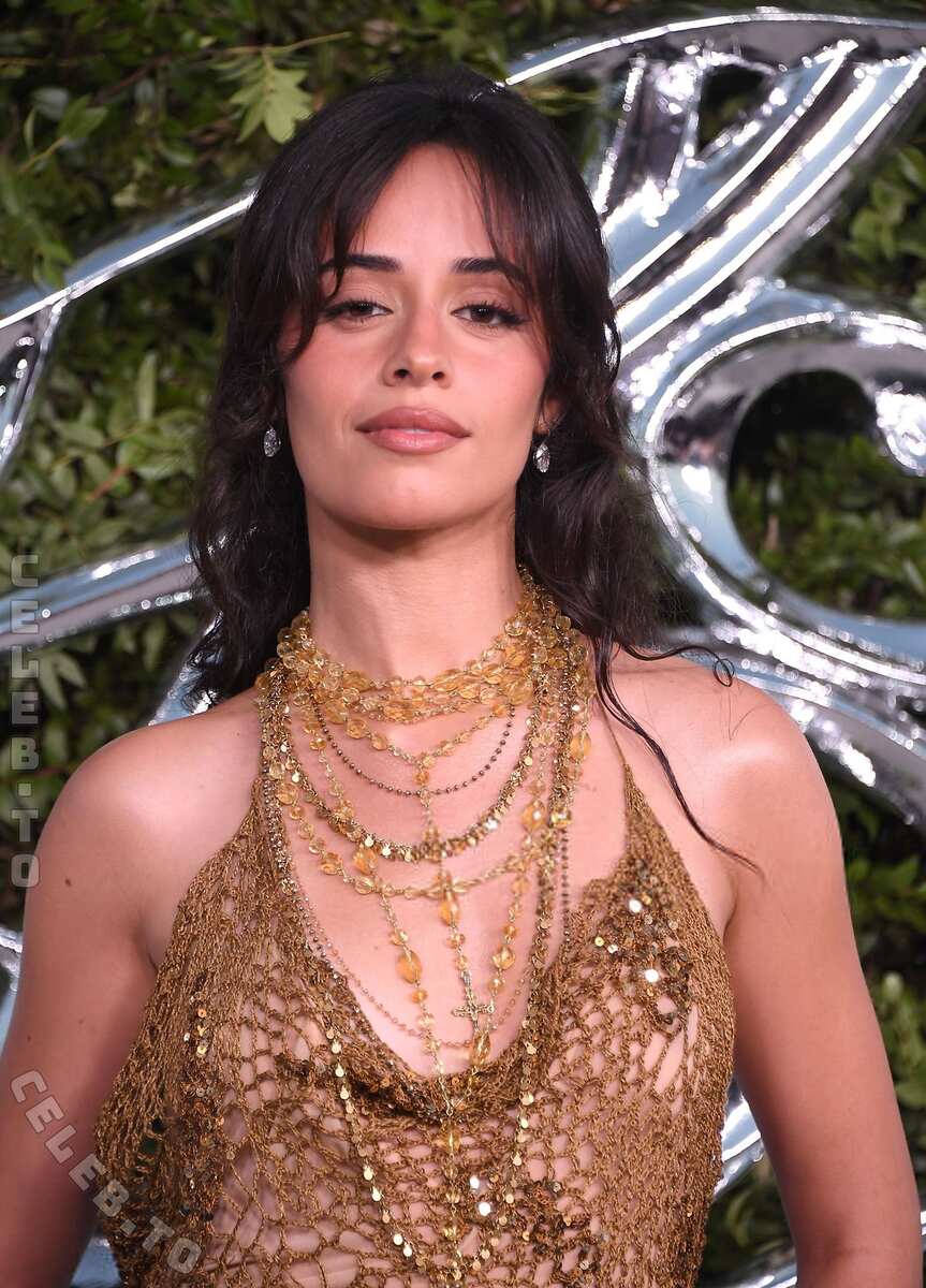 Camila Cabello Sexy – Esquire España (5 Photos)