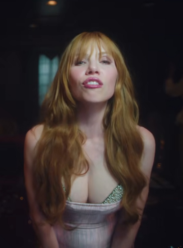 Carly Rae Jepsen nude leaked photos
