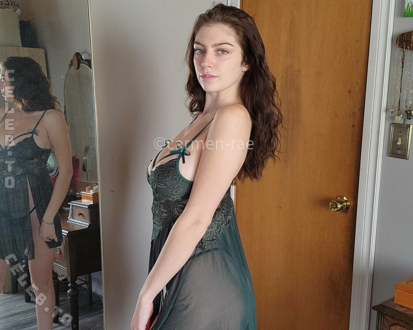 Carmen-rae Nude OnlyFans (10 Photos)