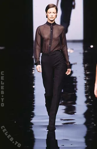 Carolyn Murphy hands