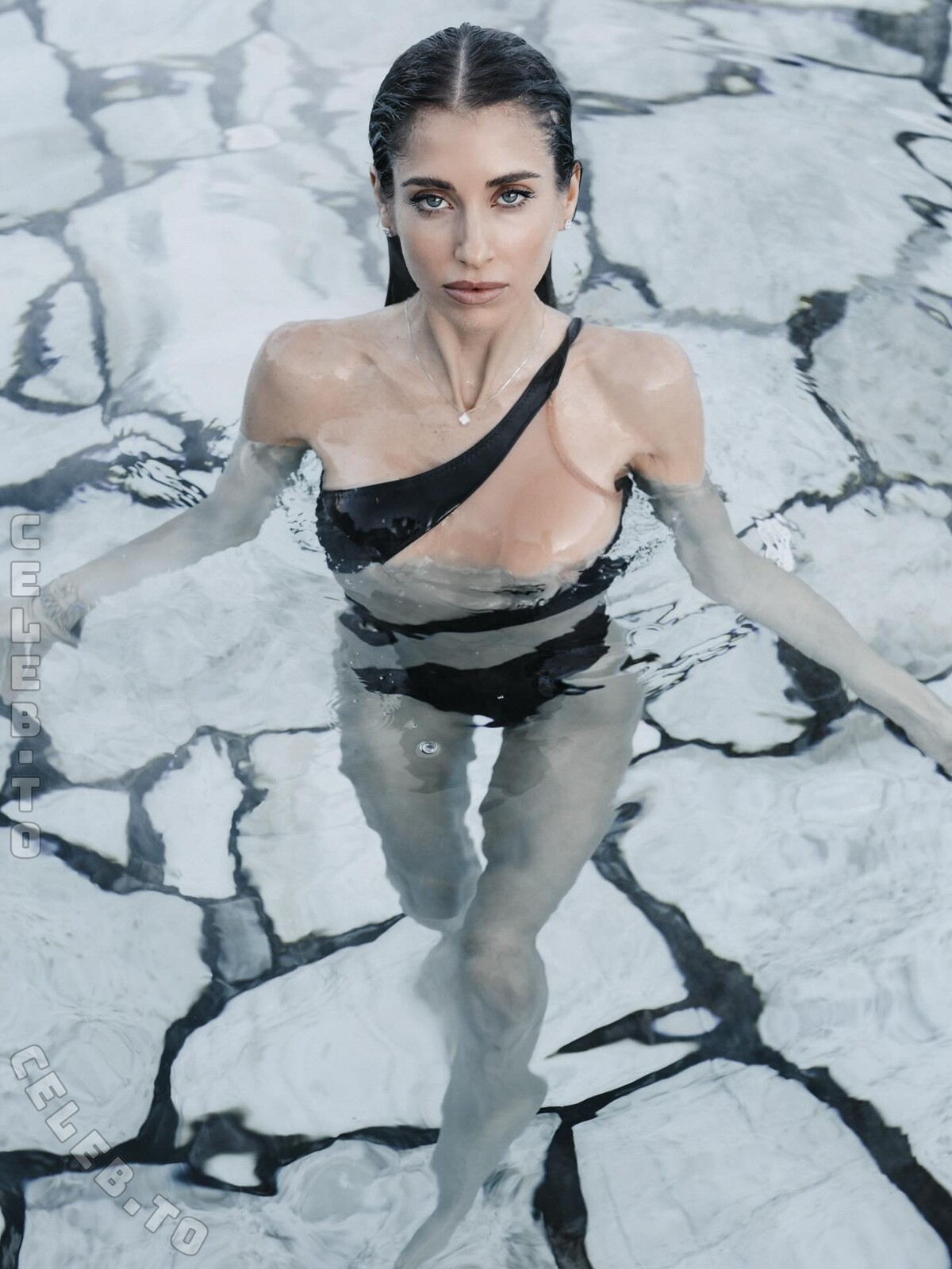 Cathy Hummels legs