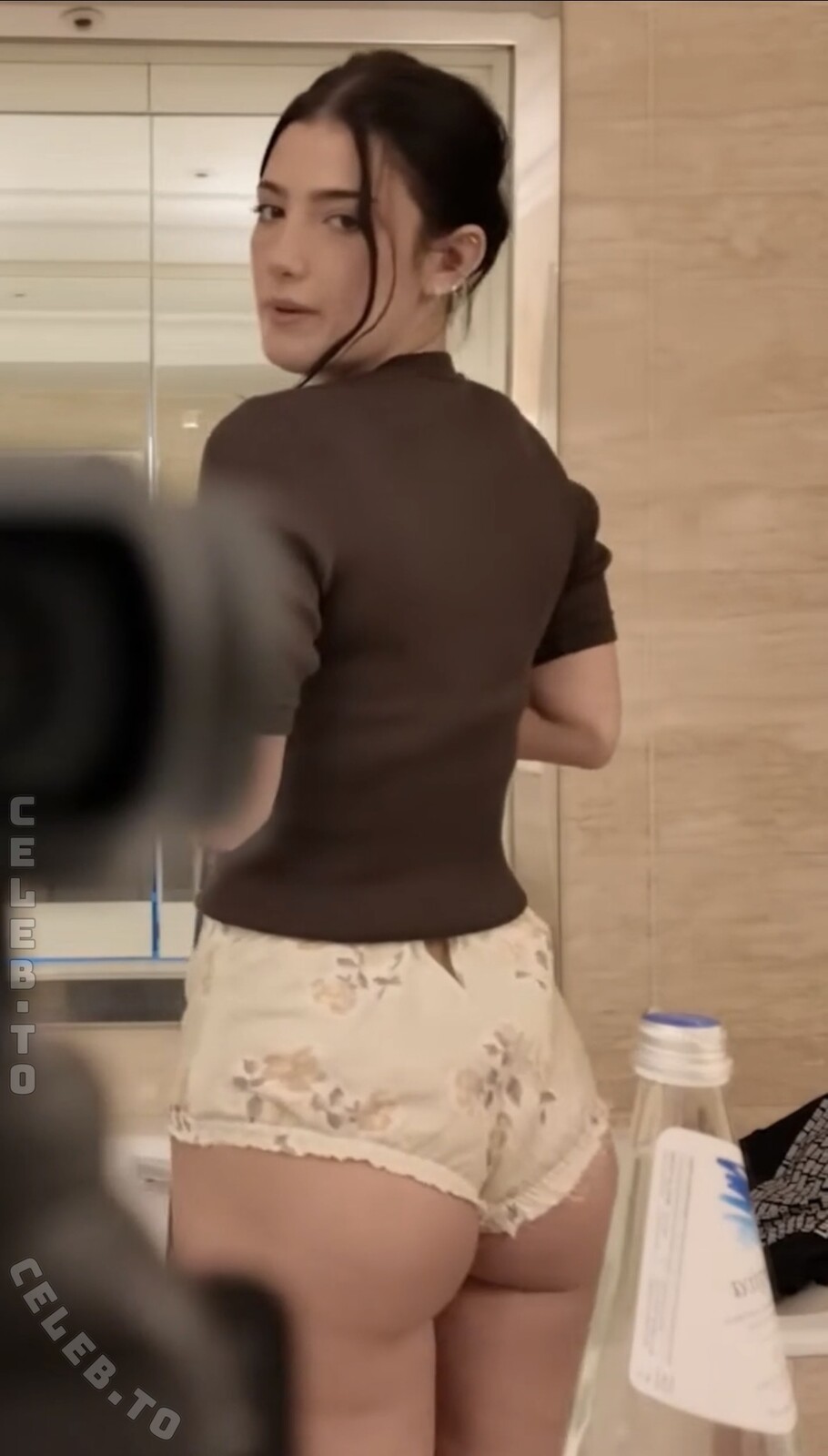 Charli D’Amelio Nude Ass Twerk Video Leaked - Influencers GoneWild