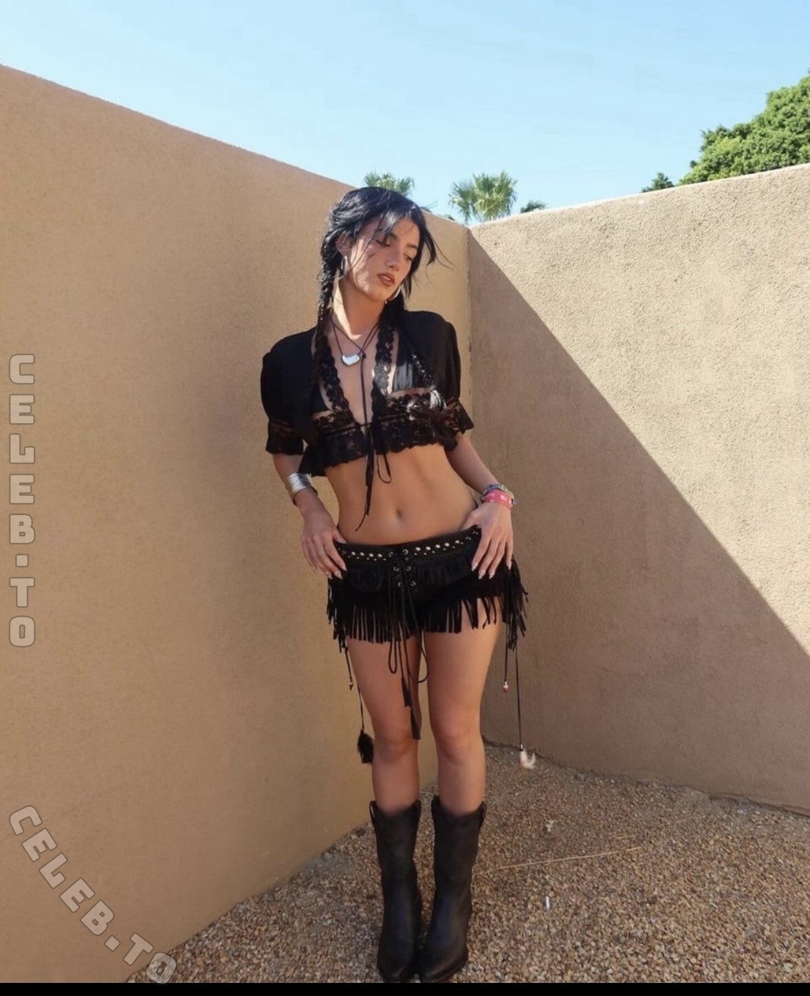 Charli D'Amelio Sexy Crop Top Jeans Set Leaked - Influencers Gonewild