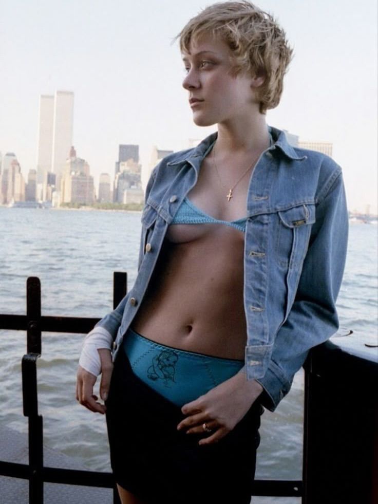 Chloe Sevigny hands