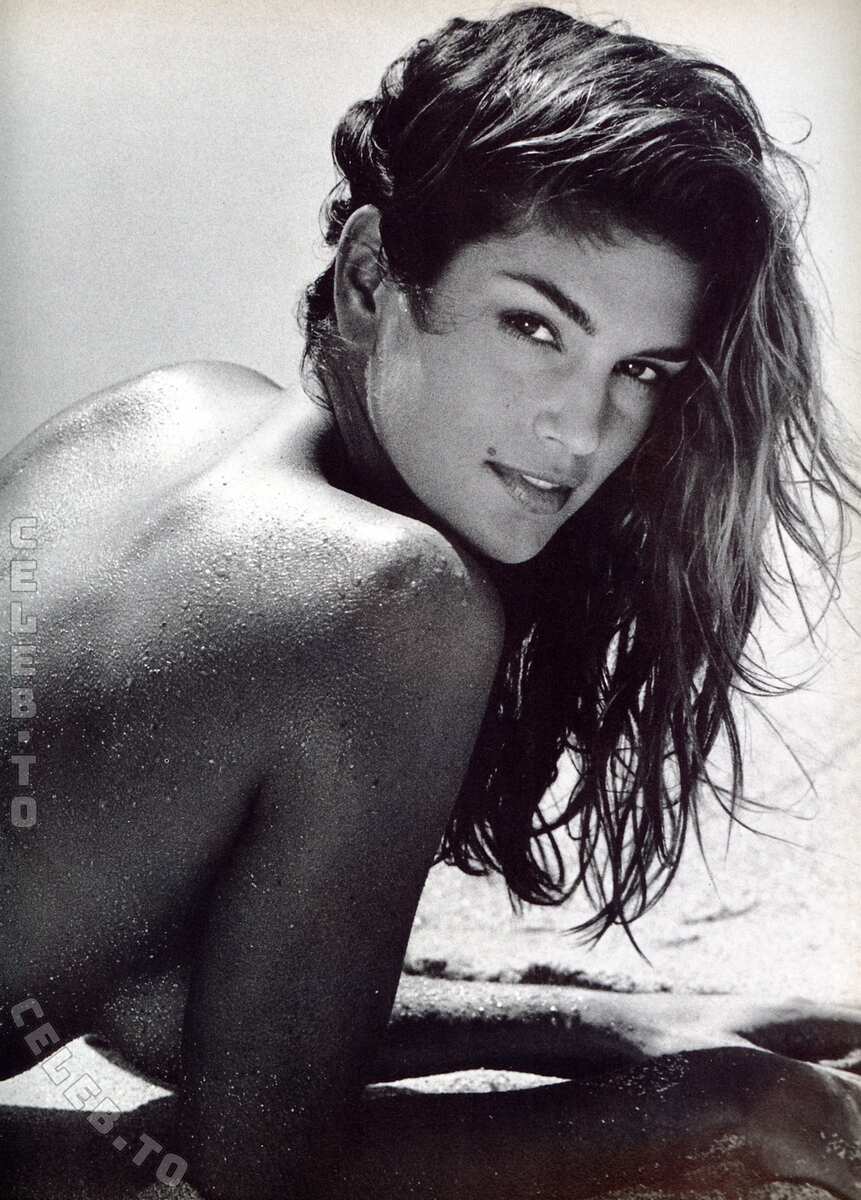 Cindy Crawford legs