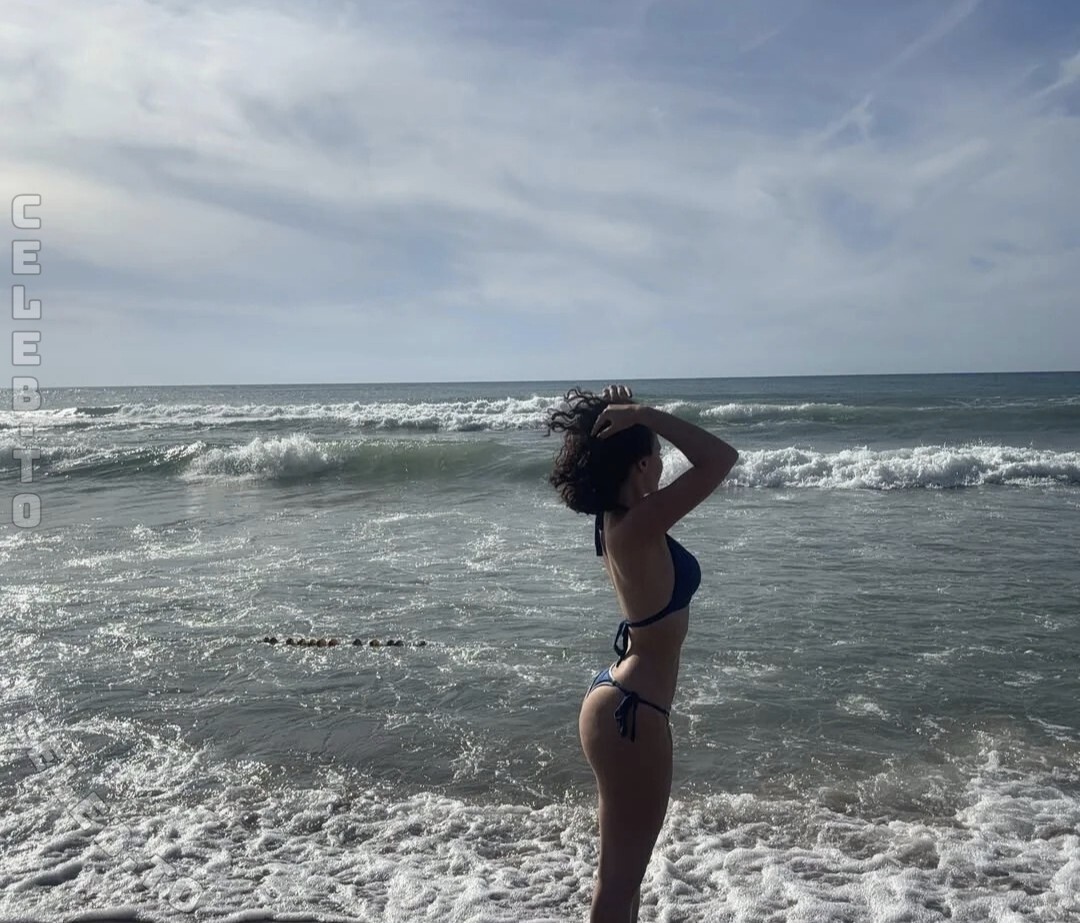 Dafne Keen / dafnekeen / lauradafne93 Nude Leaks OnlyFans  - Leaked Models