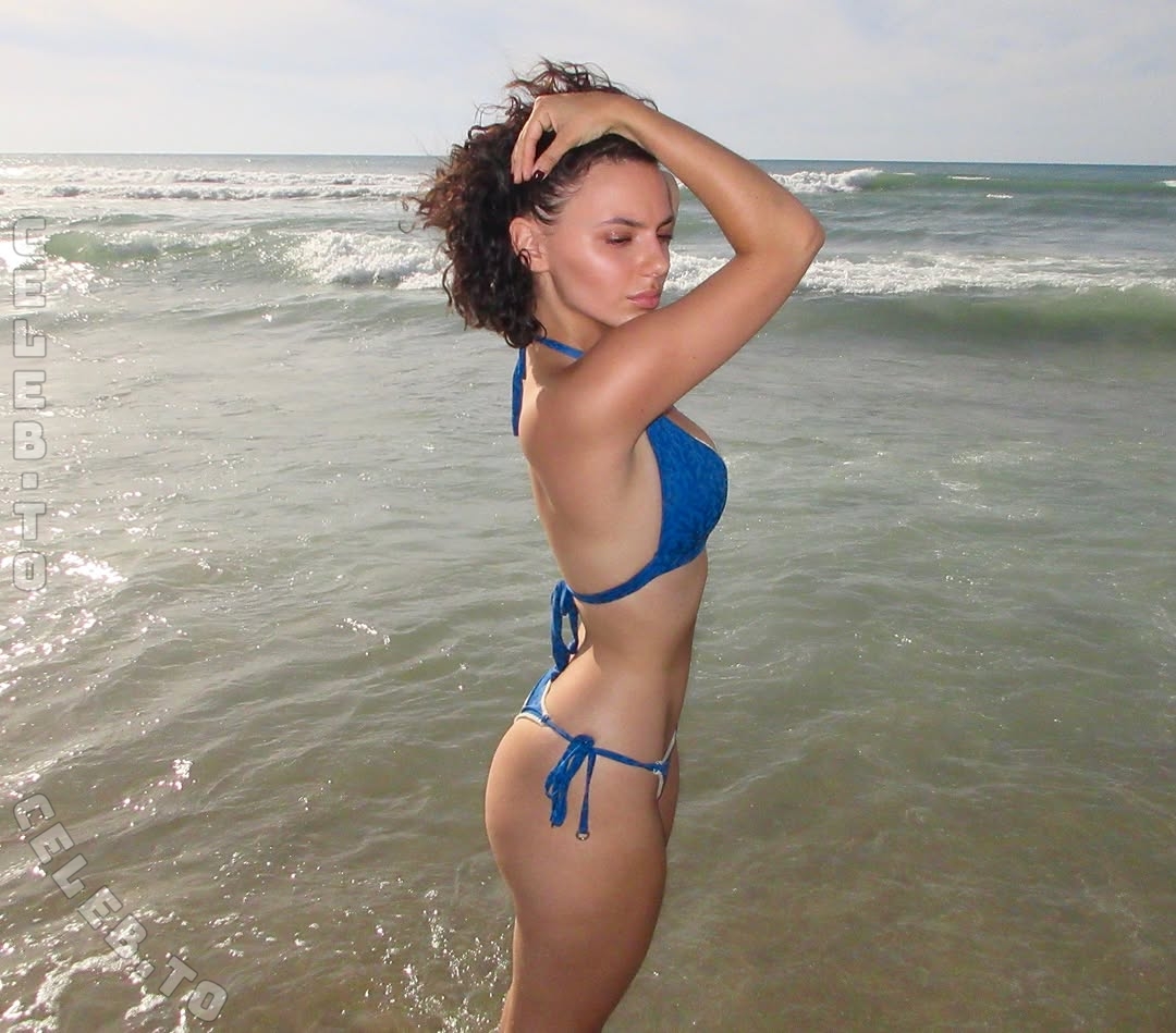 Dafne Keen / dafnekeen / lauradafne93 Nude Leaks OnlyFans  - Leaked Models