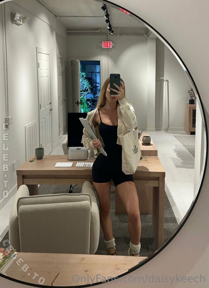 Daisy Keech Nude Whipped Cream OnlyFans Video Leaked - Influencers GoneWild