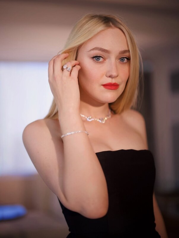 Dakota Fanning butts