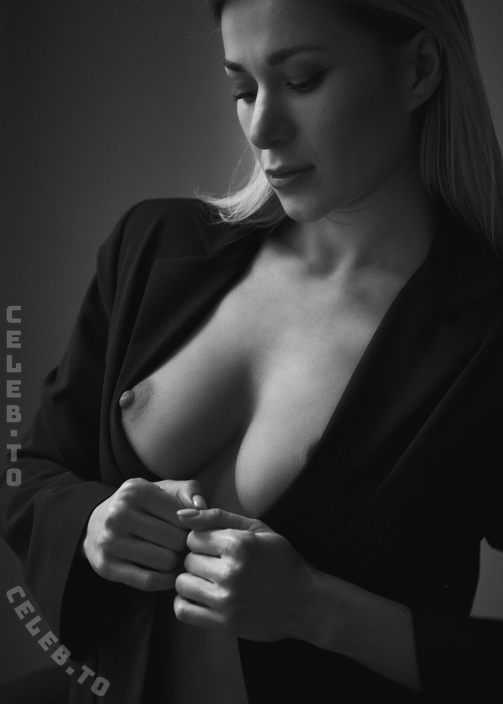 Darina Litvinova boobs