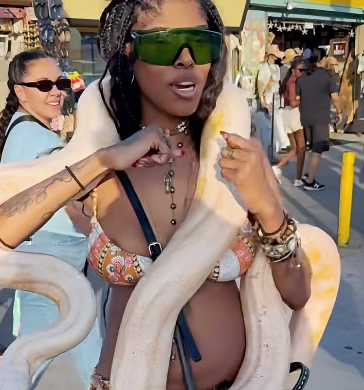 Diamond White legs