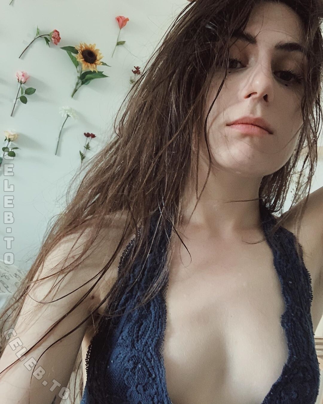 Doddleoddle / Dodie Clark Nude Leaks OnlyFans  - Leaked Models
