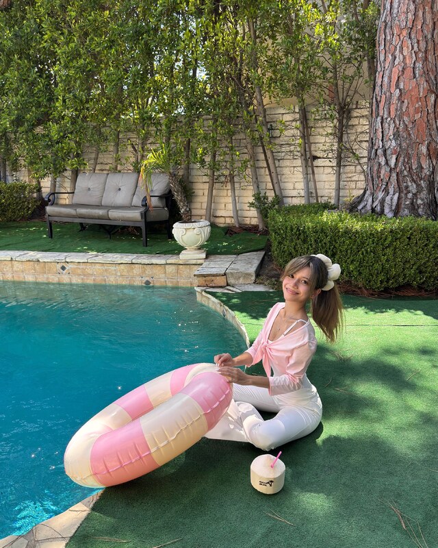 Eeeveenara / Eevee Enara / eeveenara Nude Leaks OnlyFans  - Leaked Models