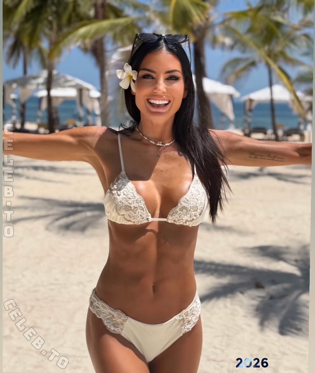 Elisabetta Gregoraci butts