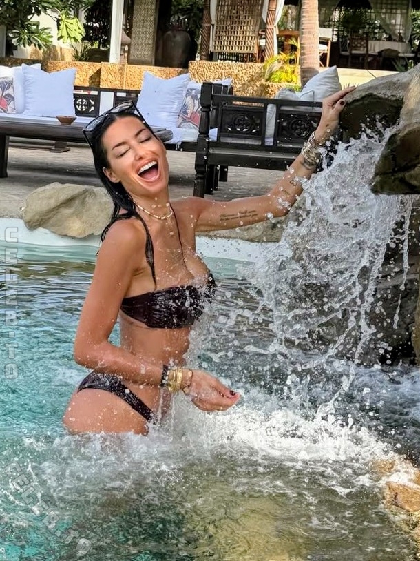 Elisabetta Gregoraci butts