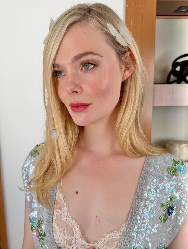 Elle Fanning Nude Partying With Her Sister