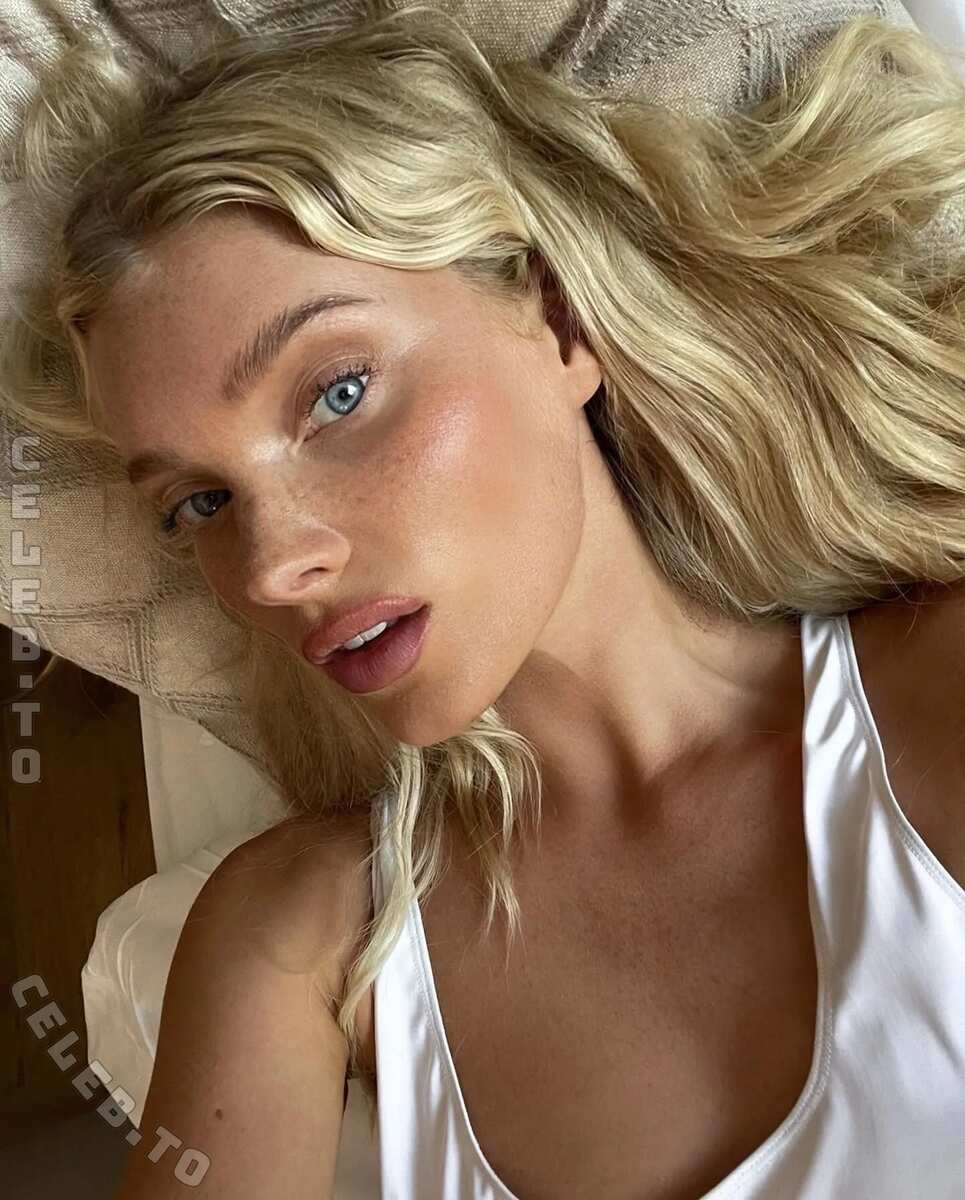 Elsa Hosk Nude & Sexy – Lavarice La Raffaella 2023 (22 Photos)