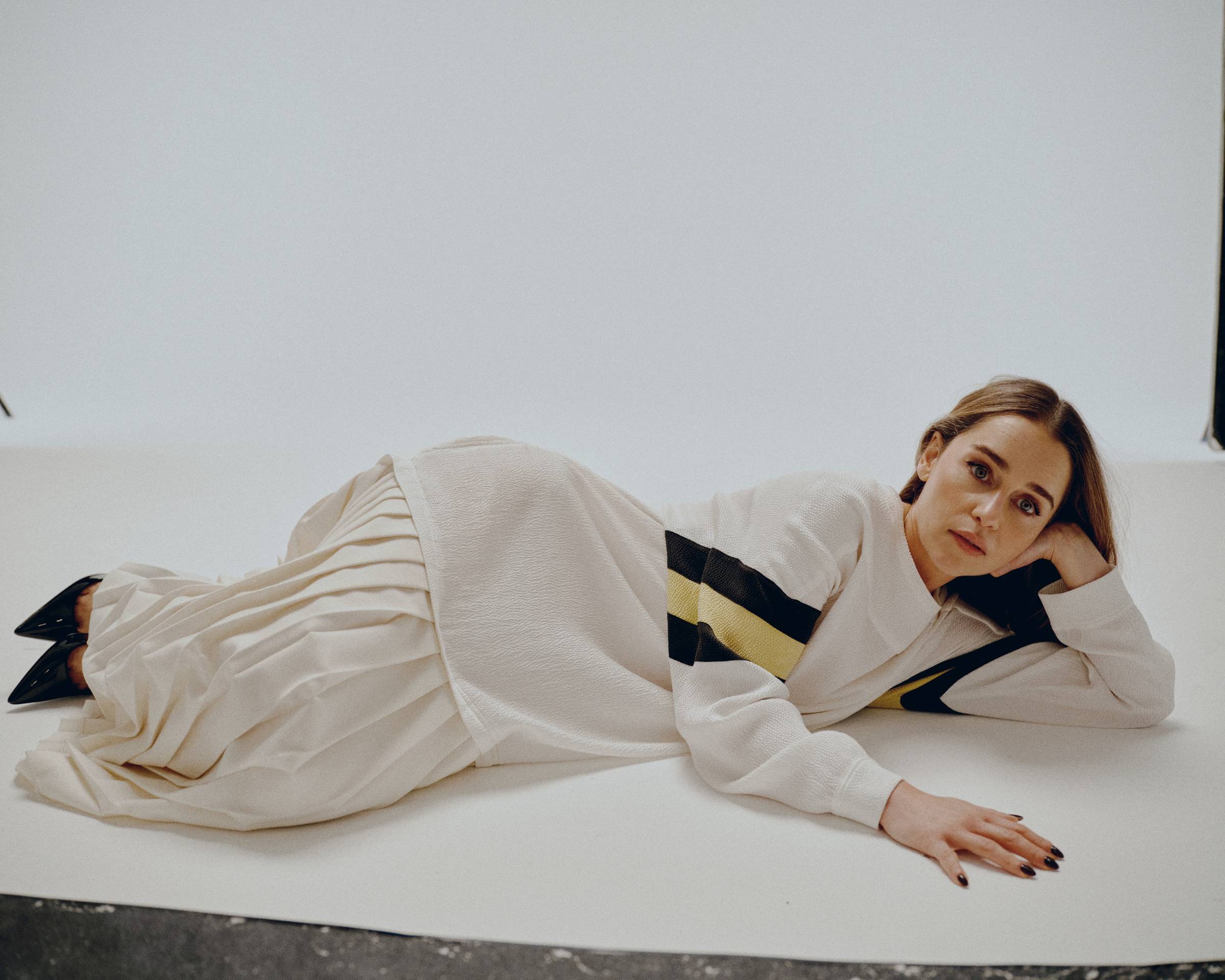 Emilia Clarke Nude Pics, Porn Video and Sex Scenes