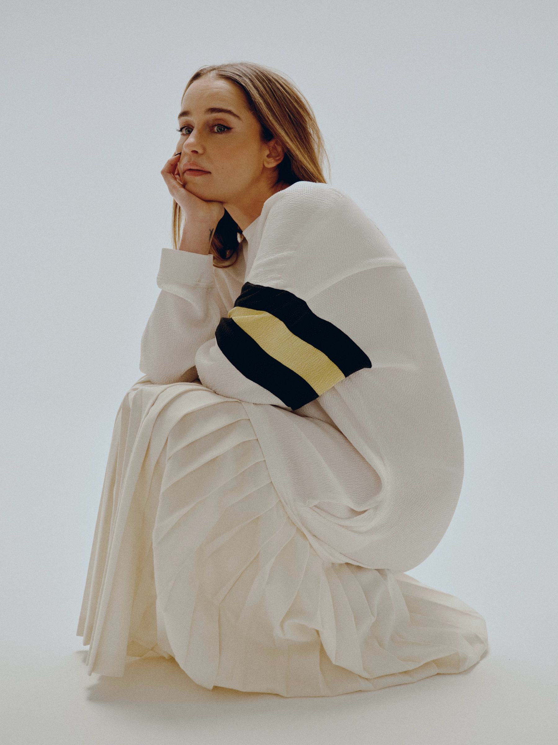 Emilia Clarke Nude Pics, Porn Video and Sex Scenes