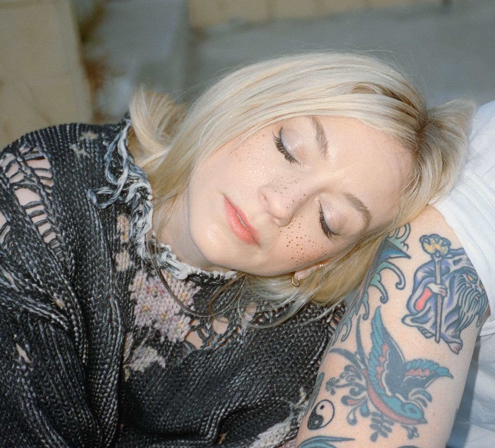 Emily Kinney legs